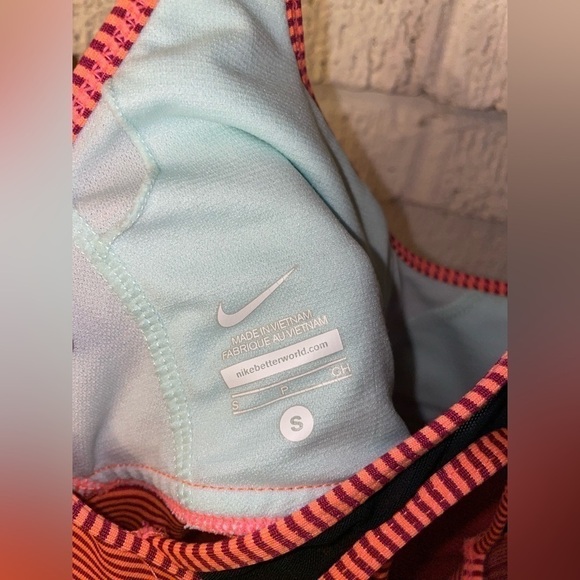 Nike athletic tank top small racer back - Picture 6 of 8